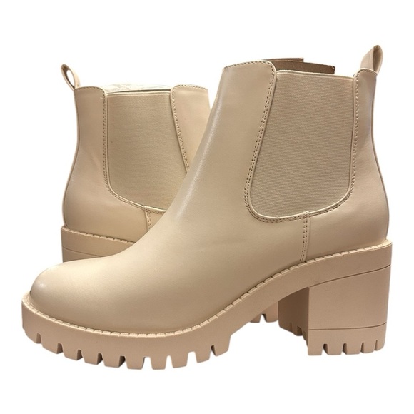 White Chunky Heel Chelsea Ankle Boots Round Toe Slip On Women’s Size 8 - Picture 6 of 15